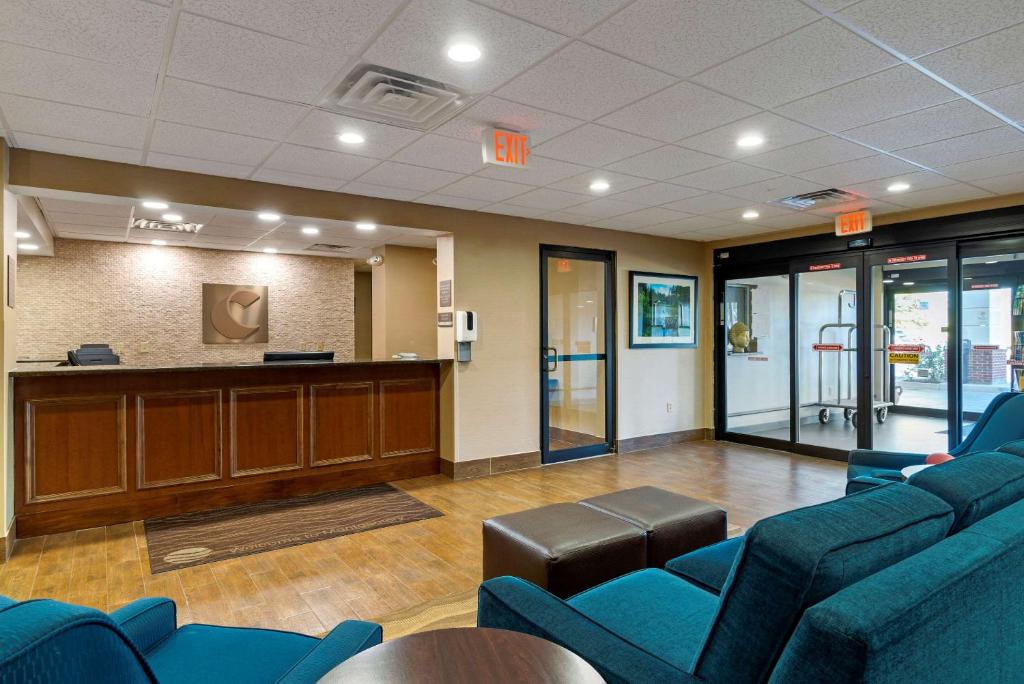 Comfort Inn & Suites Montgomery Eastchase image 8