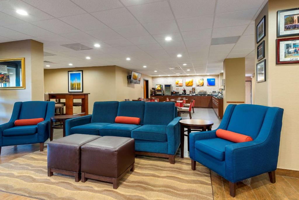 Comfort Inn & Suites Montgomery Eastchase image 9